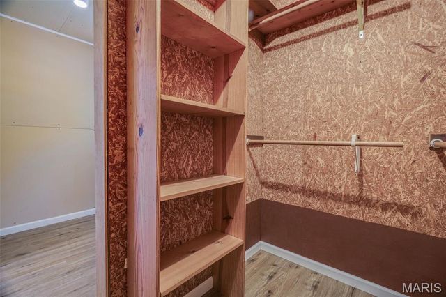 9 N Delaware Avenue, Belleville, IL 62221