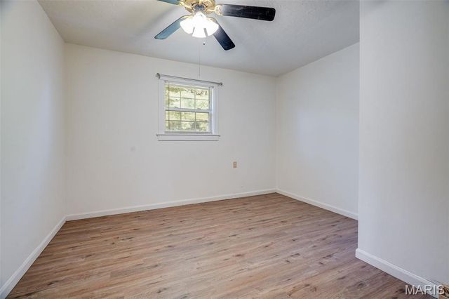 9 N Delaware Avenue, Belleville, IL 62221