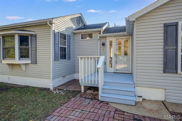 9 N Delaware Avenue, Belleville, IL 62221