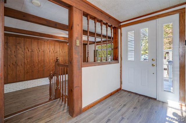 9 N Delaware Avenue, Belleville, IL 62221