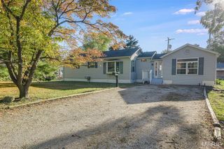 9 N Delaware Avenue, Belleville, IL 62221