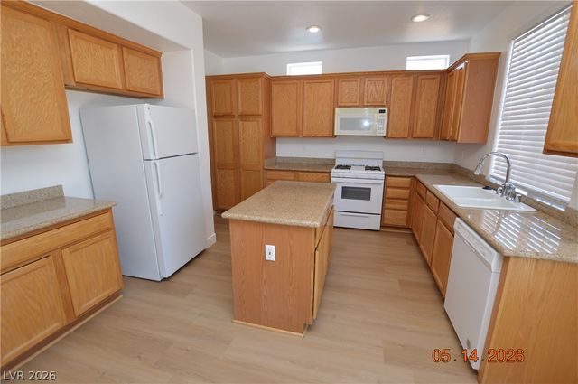 2209 Silvered Bark Drive, Las Vegas, NV 89135