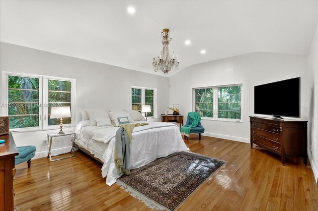 4190 Ingraham Hwy, Miami, FL 33133