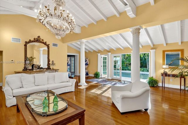 4190 Ingraham Hwy, Miami, FL 33133