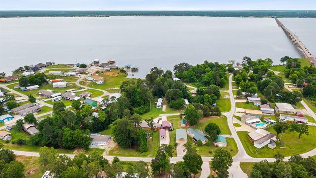 141 Rum Cay Court, Point Blank, TX 77364