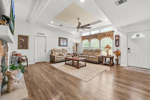141 Rum Cay Court, Point Blank, TX 77364