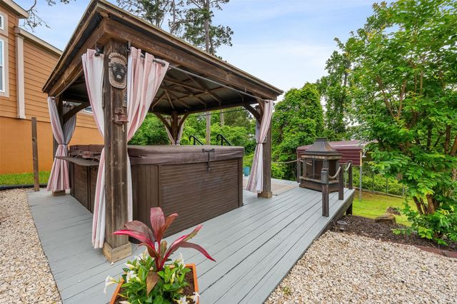 141 Rum Cay Court, Point Blank, TX 77364