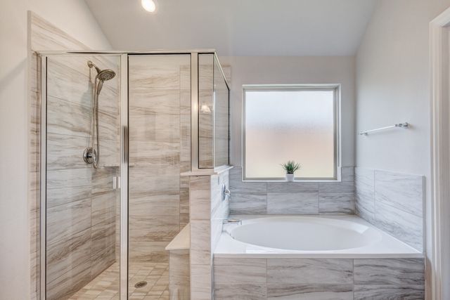 101 St Meena Court, Fort Worth, TX 76120