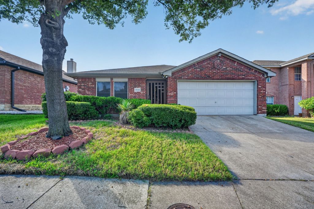 2832 Trailhouse Drive, Dallas, TX 75237 — photo 2