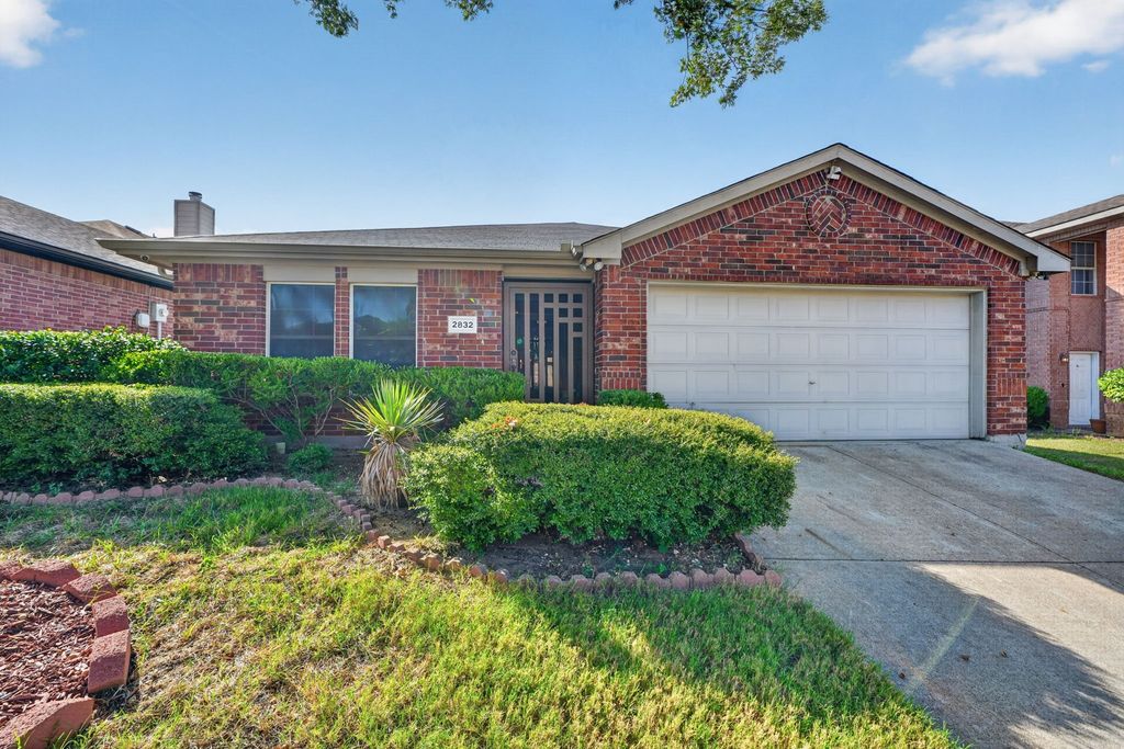 2832 Trailhouse Drive, Dallas, TX 75237 — photo 3