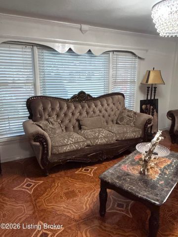 1309 Carol Jean Ct, Louisville, KY 40215