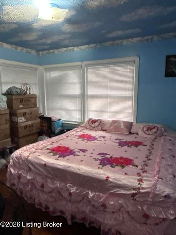 1309 Carol Jean Ct, Louisville, KY 40215