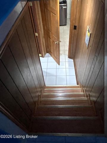 1309 Carol Jean Ct, Louisville, KY 40215