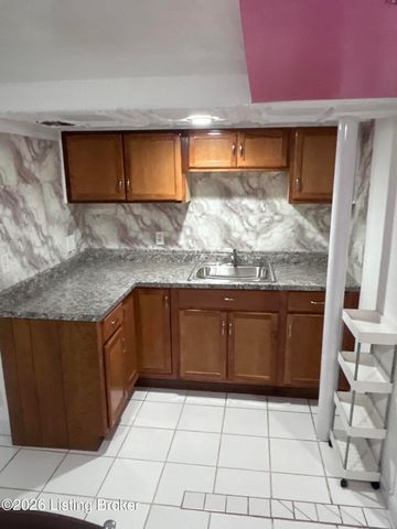 1309 Carol Jean Ct, Louisville, KY 40215