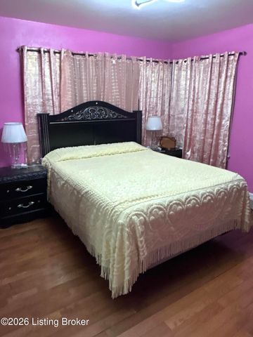 1309 Carol Jean Ct, Louisville, KY 40215