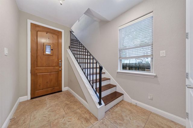5618 Petty Street A, Houston, TX 77007