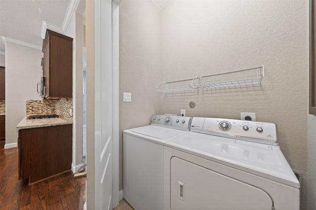 5618 Petty Street A, Houston, TX 77007