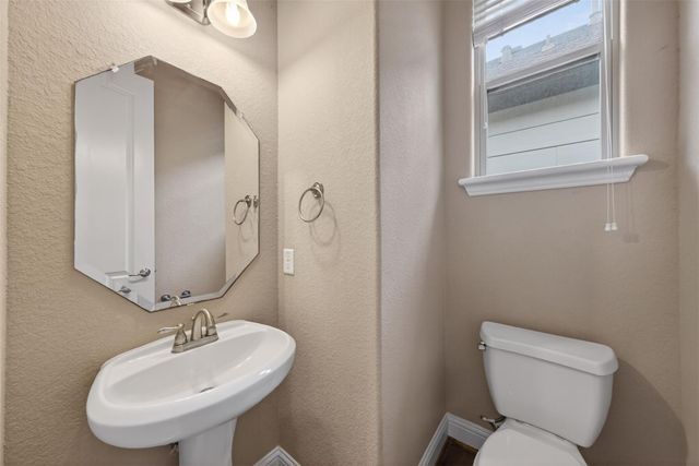 5618 Petty Street A, Houston, TX 77007