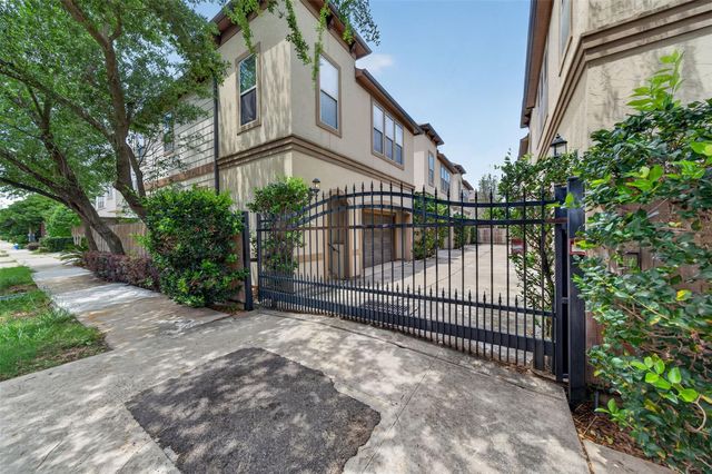 5618 Petty Street A, Houston, TX 77007