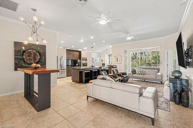 9046 Shadow Glen WAY, Fort Myers, FL 33913