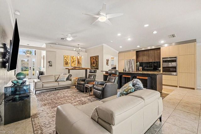 9046 Shadow Glen WAY, Fort Myers, FL 33913