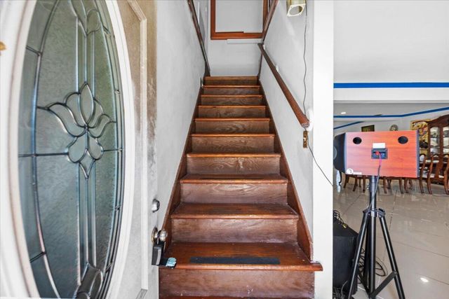 3072 E Olive Road, Pensacola, FL 32514