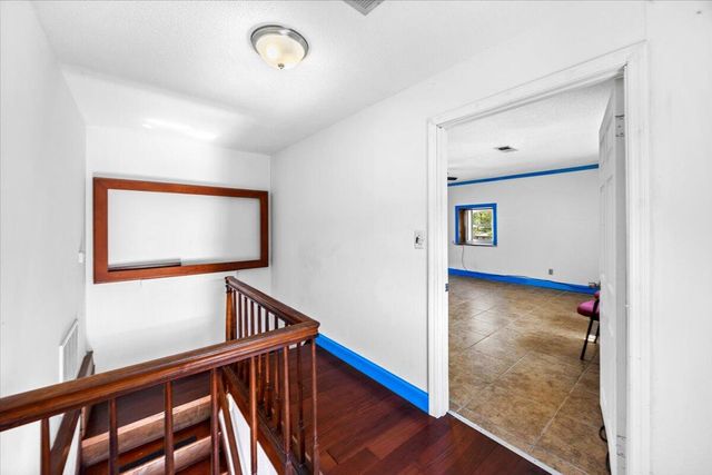 3072 E Olive Road, Pensacola, FL 32514