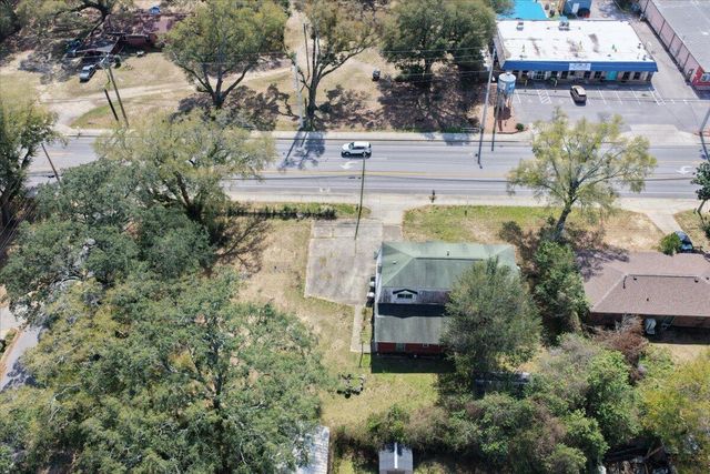 3072 E Olive Road, Pensacola, FL 32514