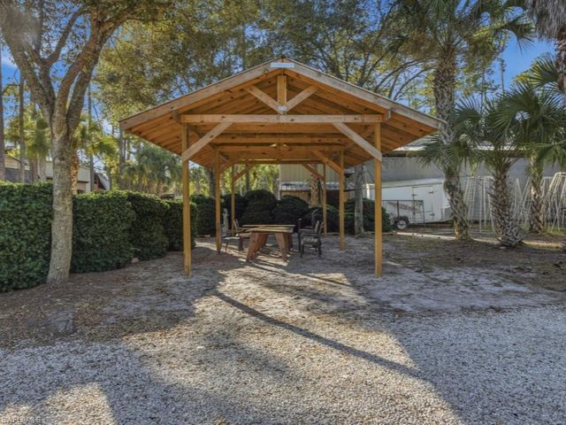 2053 17th ST SW, Naples, FL 34117