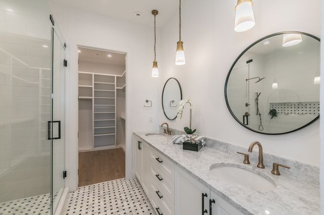 61 Cortes Drive, Westlake, TX 76262
