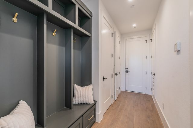 61 Cortes Drive, Westlake, TX 76262