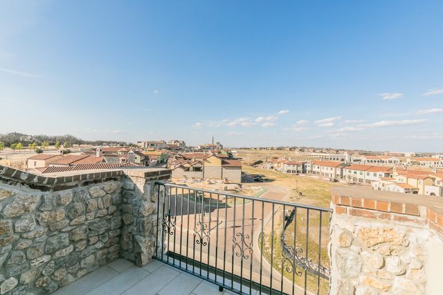 61 Cortes Drive, Westlake, TX 76262
