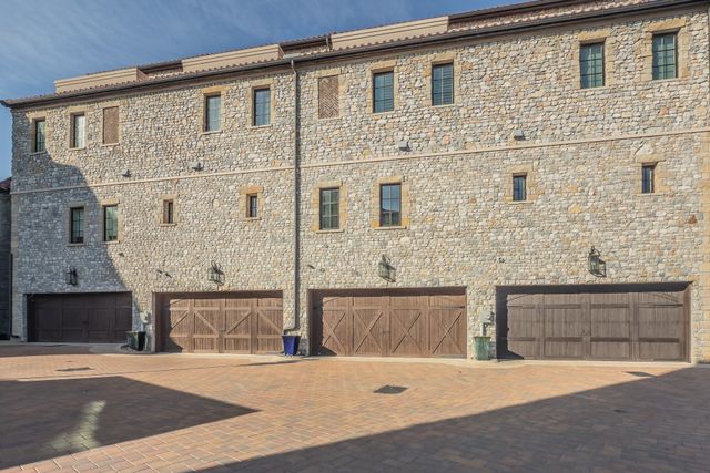 61 Cortes Drive, Westlake, TX 76262