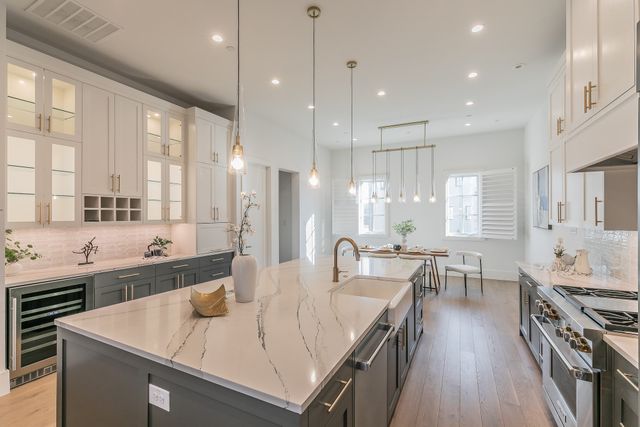 61 Cortes Drive, Westlake, TX 76262