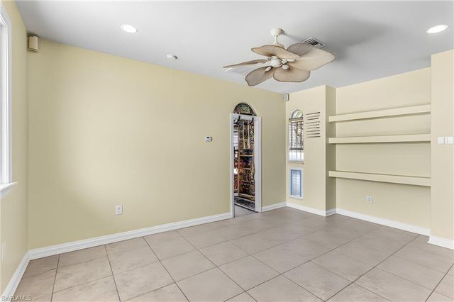 2441 NW 9th TER, Cape Coral, FL 33993
