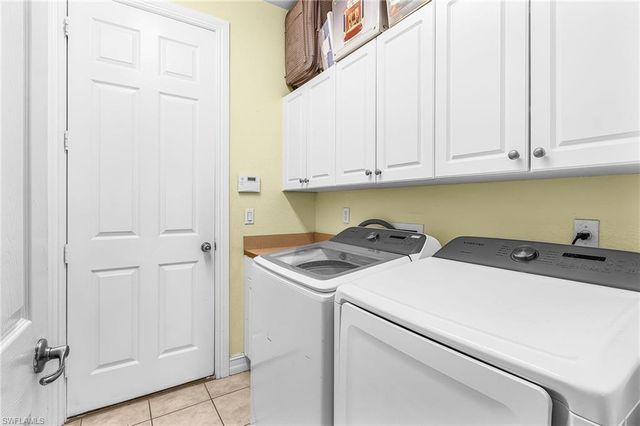 2441 NW 9th TER, Cape Coral, FL 33993