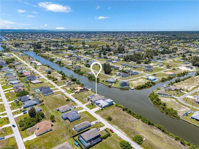 2441 NW 9th TER, Cape Coral, FL 33993