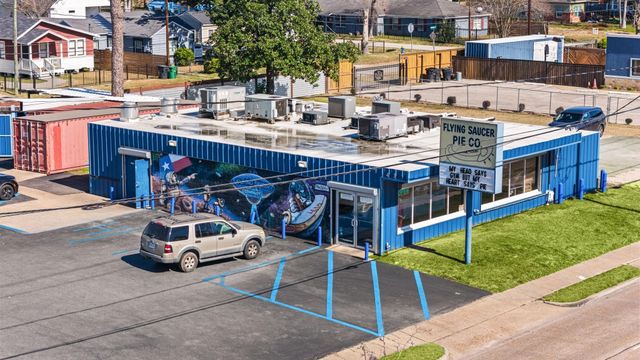 104 E 44th Street, Houston, TX 77018