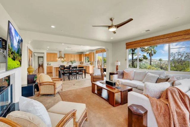 2855 Windstone Glen, Escondido, CA 92027