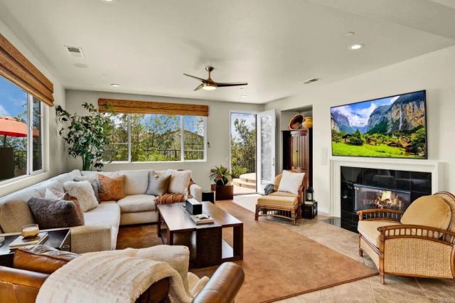 2855 Windstone Glen, Escondido, CA 92027