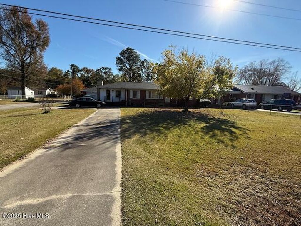 563 Tyree Road, Kinston, NC 28504