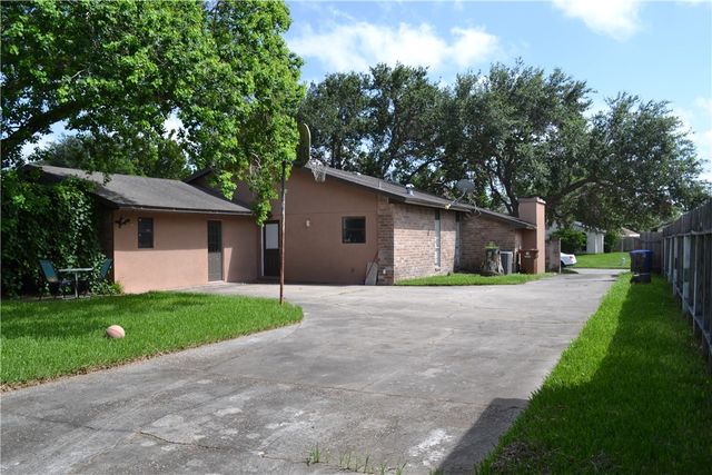 5010 Maylands Dr, Corpus Christi, TX 78413