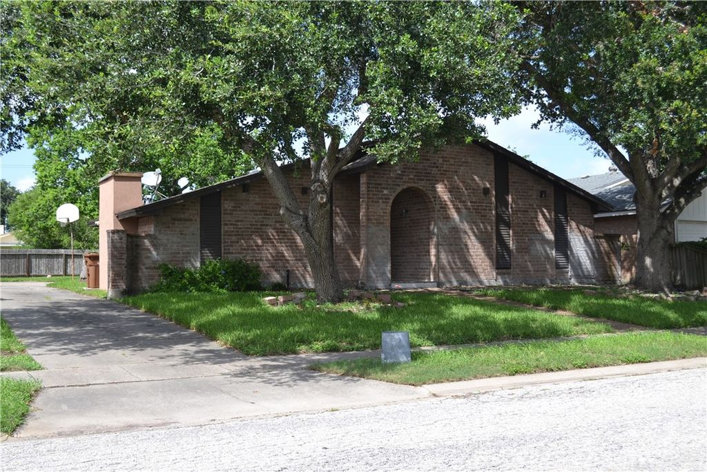 5010 Maylands Dr, Corpus Christi, TX 78413 — photo 3