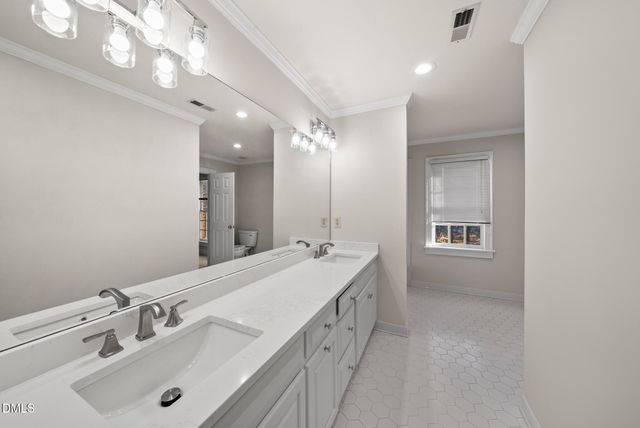 3812 City Of Oaks Wynd, Raleigh, NC 27612