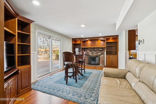 5 Liberty Court, Howell, NJ 07731