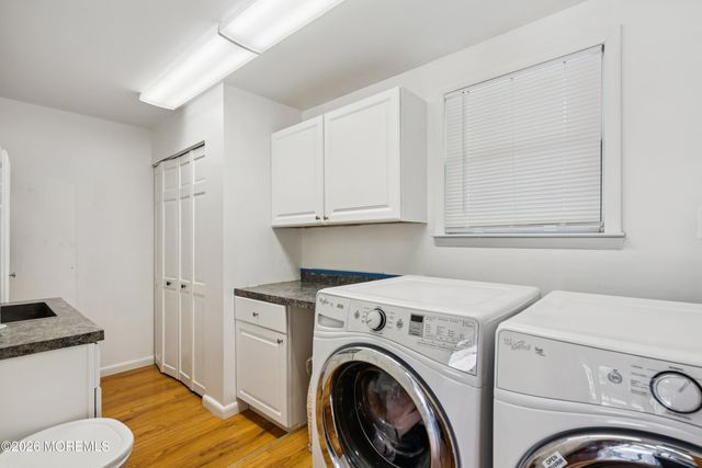 5 Liberty Court, Howell, NJ 07731