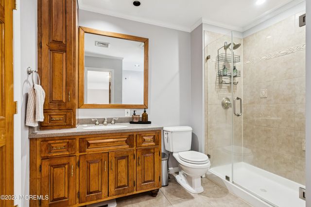 5 Liberty Court, Howell, NJ 07731