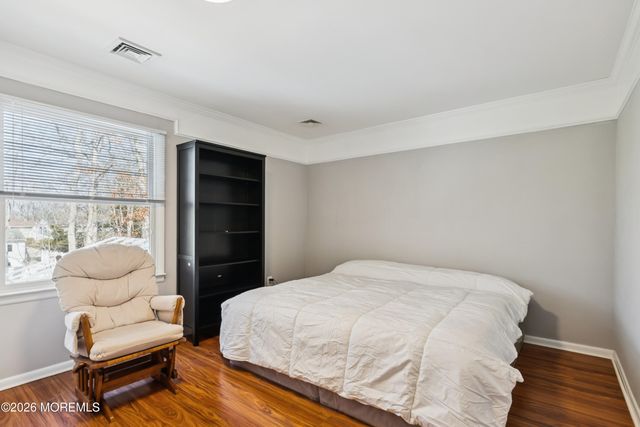 5 Liberty Court, Howell, NJ 07731