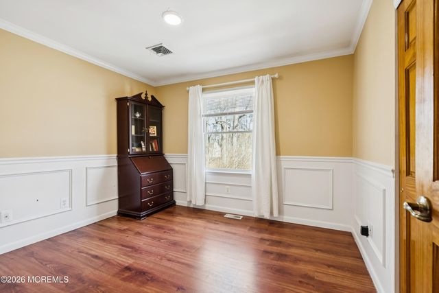 5 Liberty Court, Howell, NJ 07731