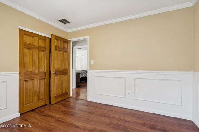 5 Liberty Court, Howell, NJ 07731